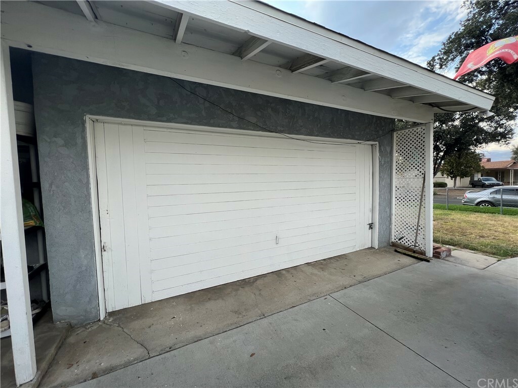 Property Photo:  634 Hartzell Avenue  CA 92374 