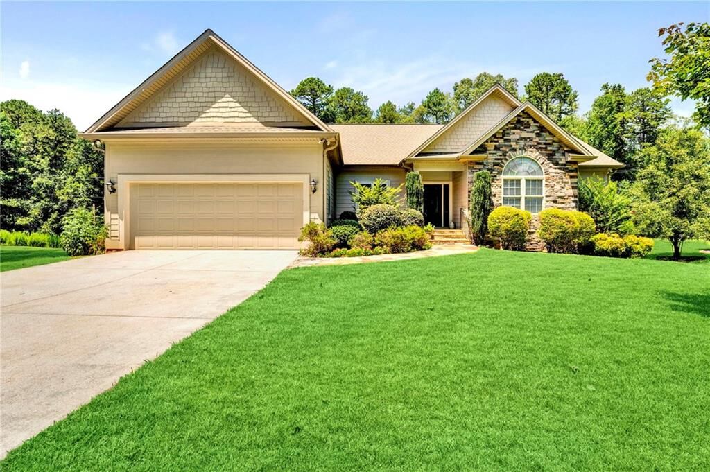 Property Photo:  5 Westwind Court  SC 29676 