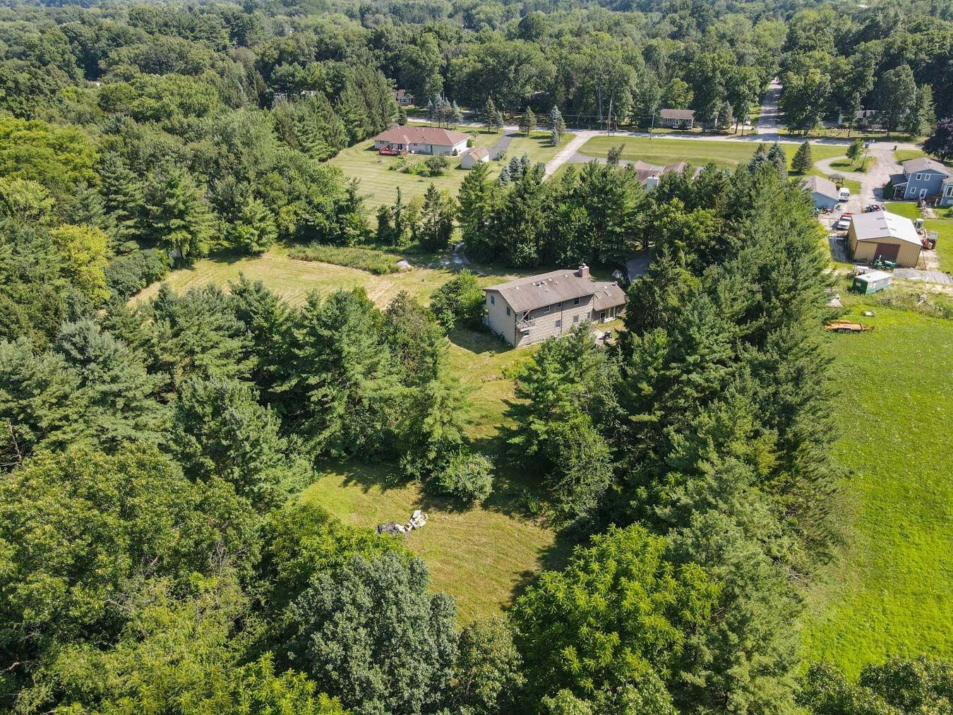 Property Photo: 633-1 W Division Road IN 46341
