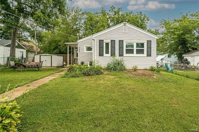 Property Photo:  323 West Arlee Avenue  MO 63125 