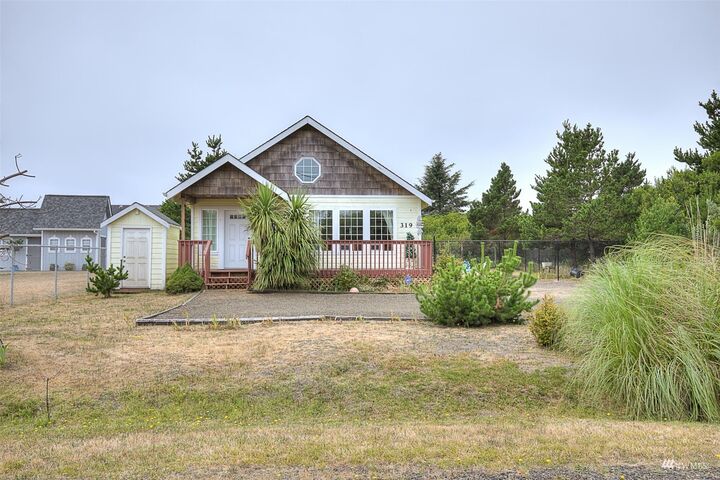 319 S Razor Clam Drive  Ocean Shores WA 98569 photo