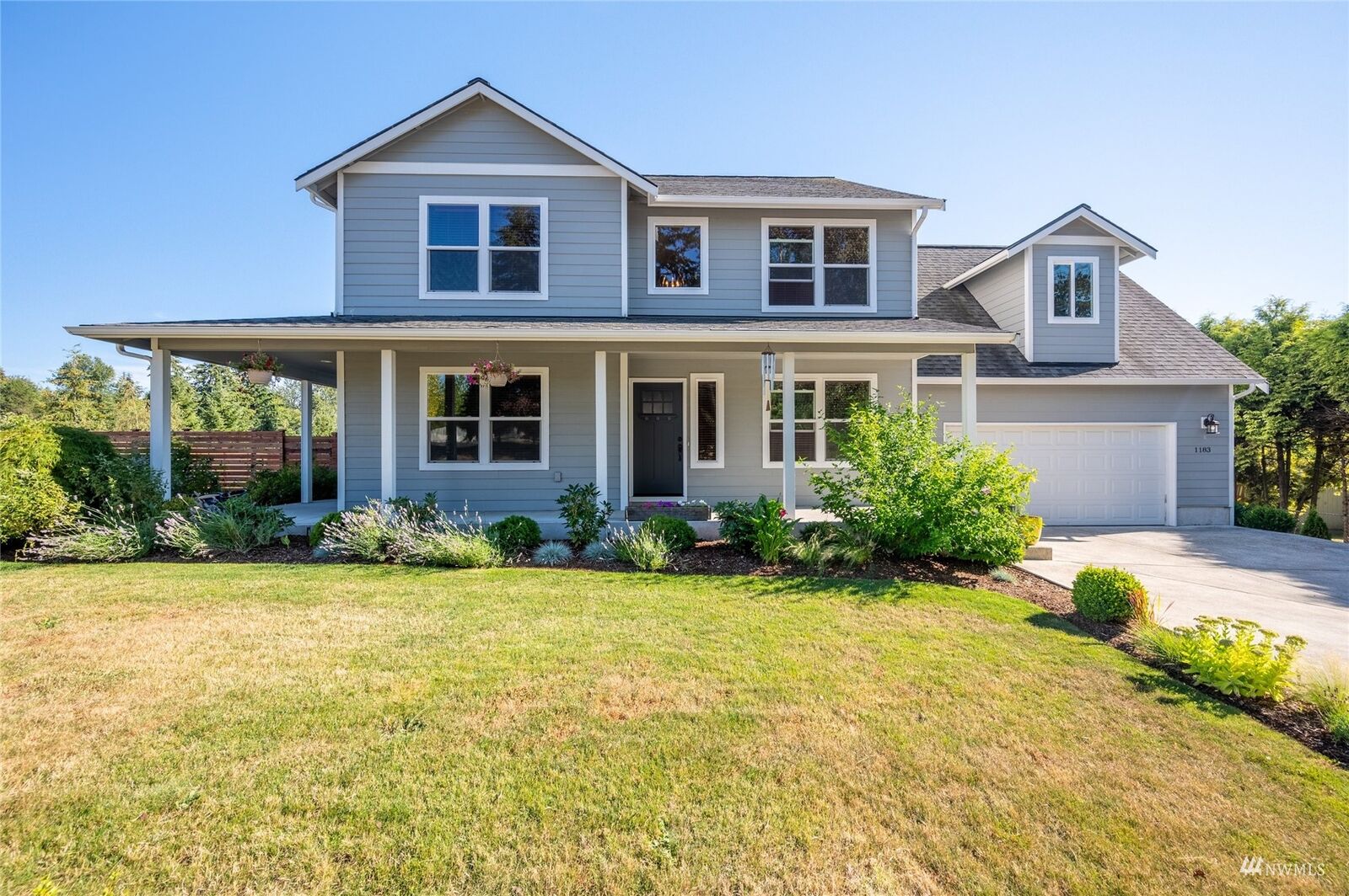 Property Photo:  1183 D Street  WA 98230 