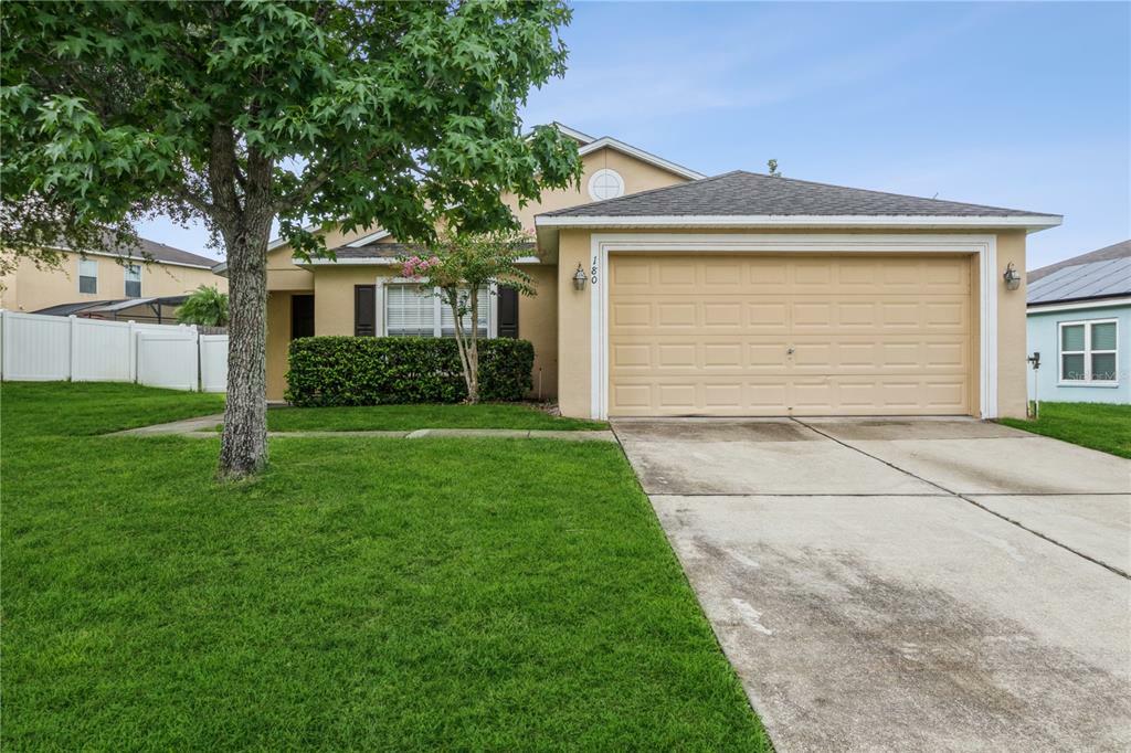 Property Photo:  180 Walnut Crest Run  FL 32771 