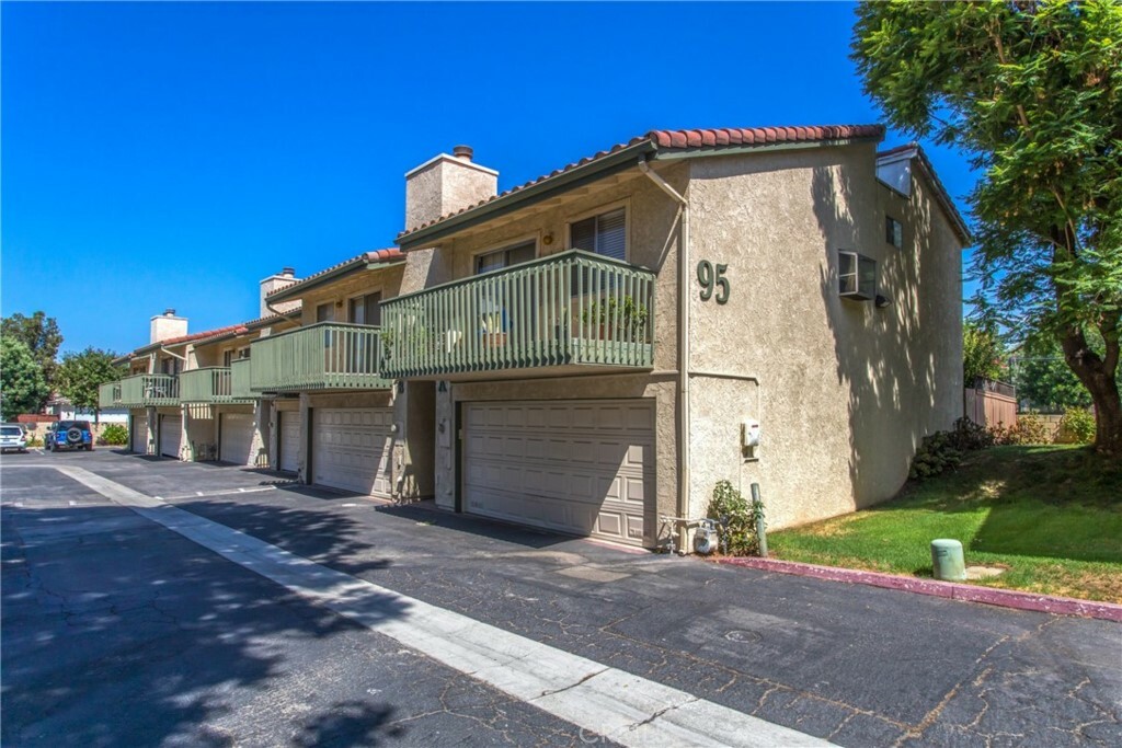 Property Photo:  95 Tennessee Street F  CA 92373 