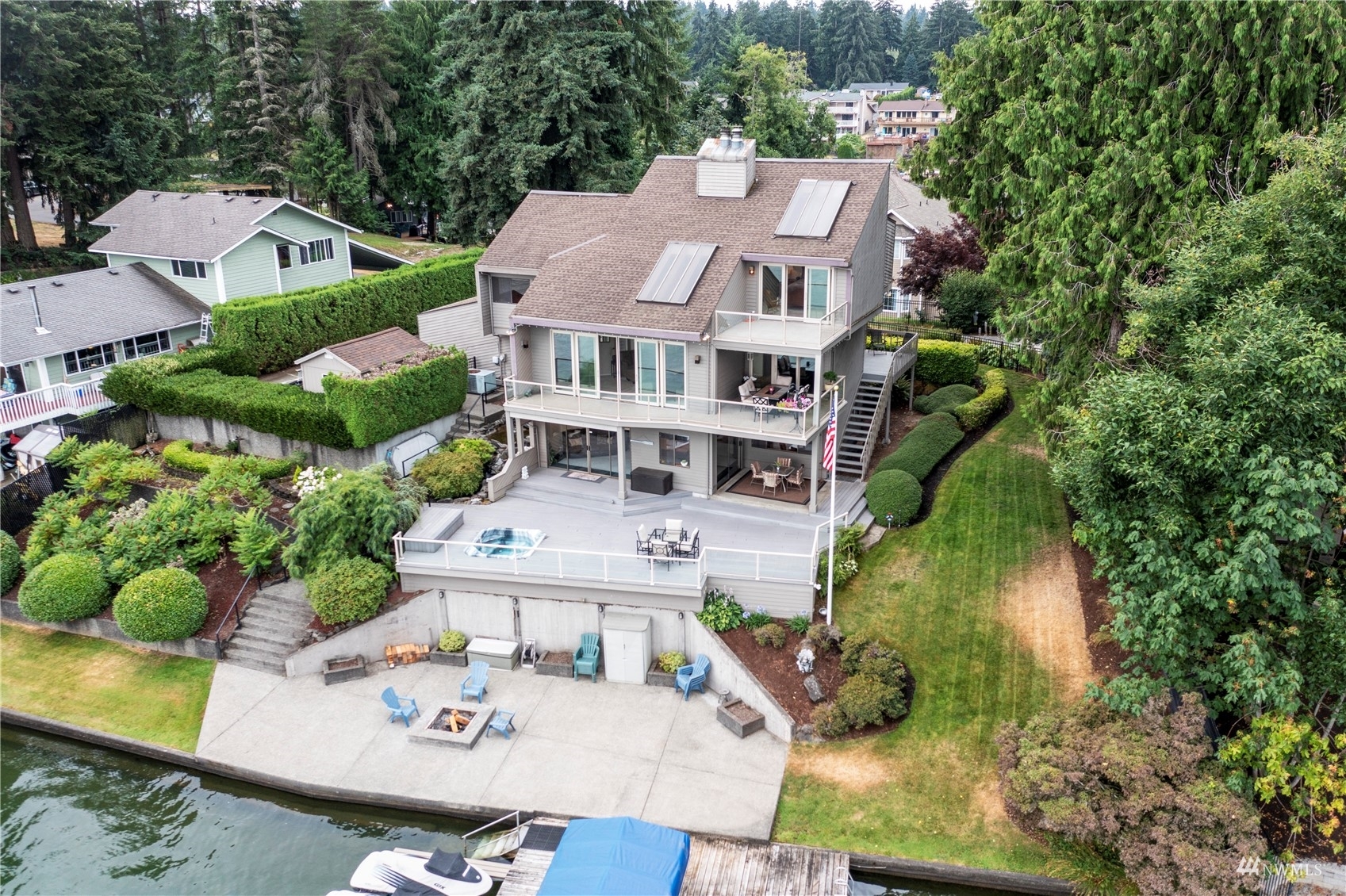 Property Photo:  4823 Jenks Point Way E  WA 98391 