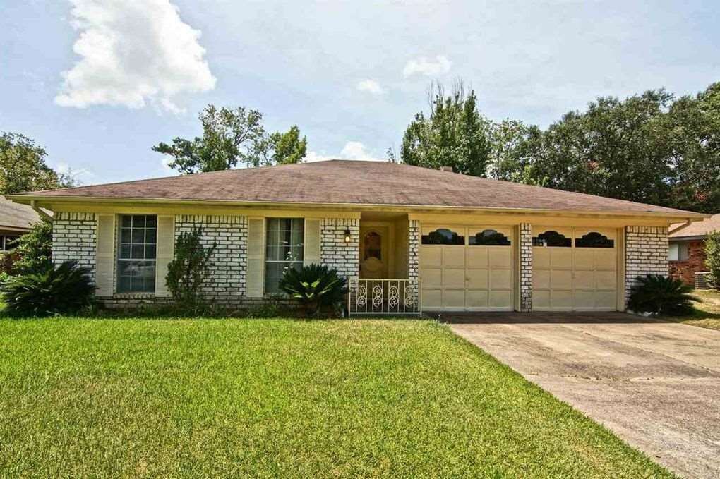 Property Photo:  6175 Chisholm Trail  TX 77708 