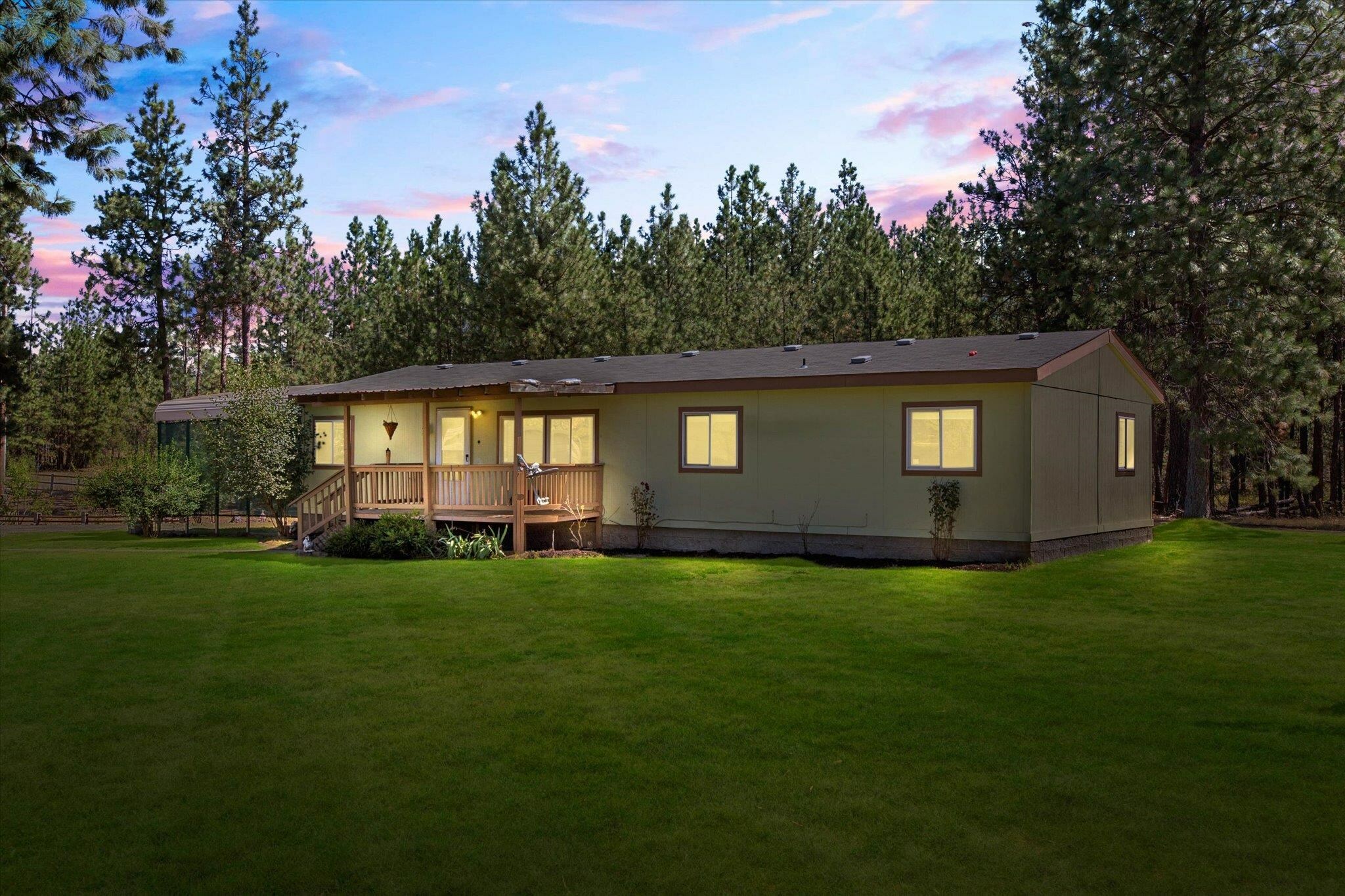 Property Photo:  5005 W Maxs Ln  WA 99224 