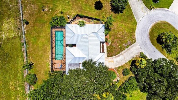 Property Photo:  4506 Ida Court  FL 33935 