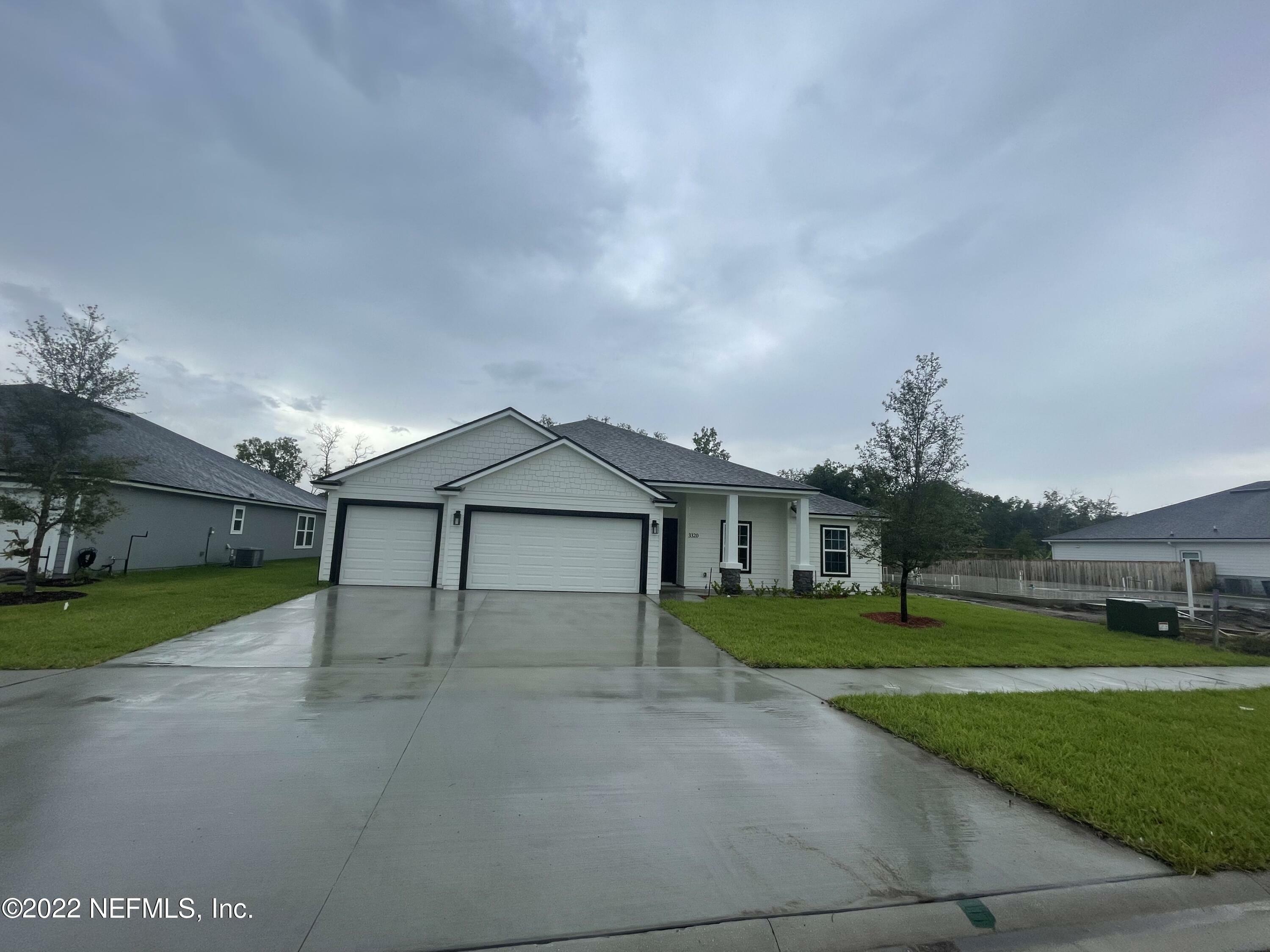 Property Photo:  3320 Madelina Court  FL 32043 