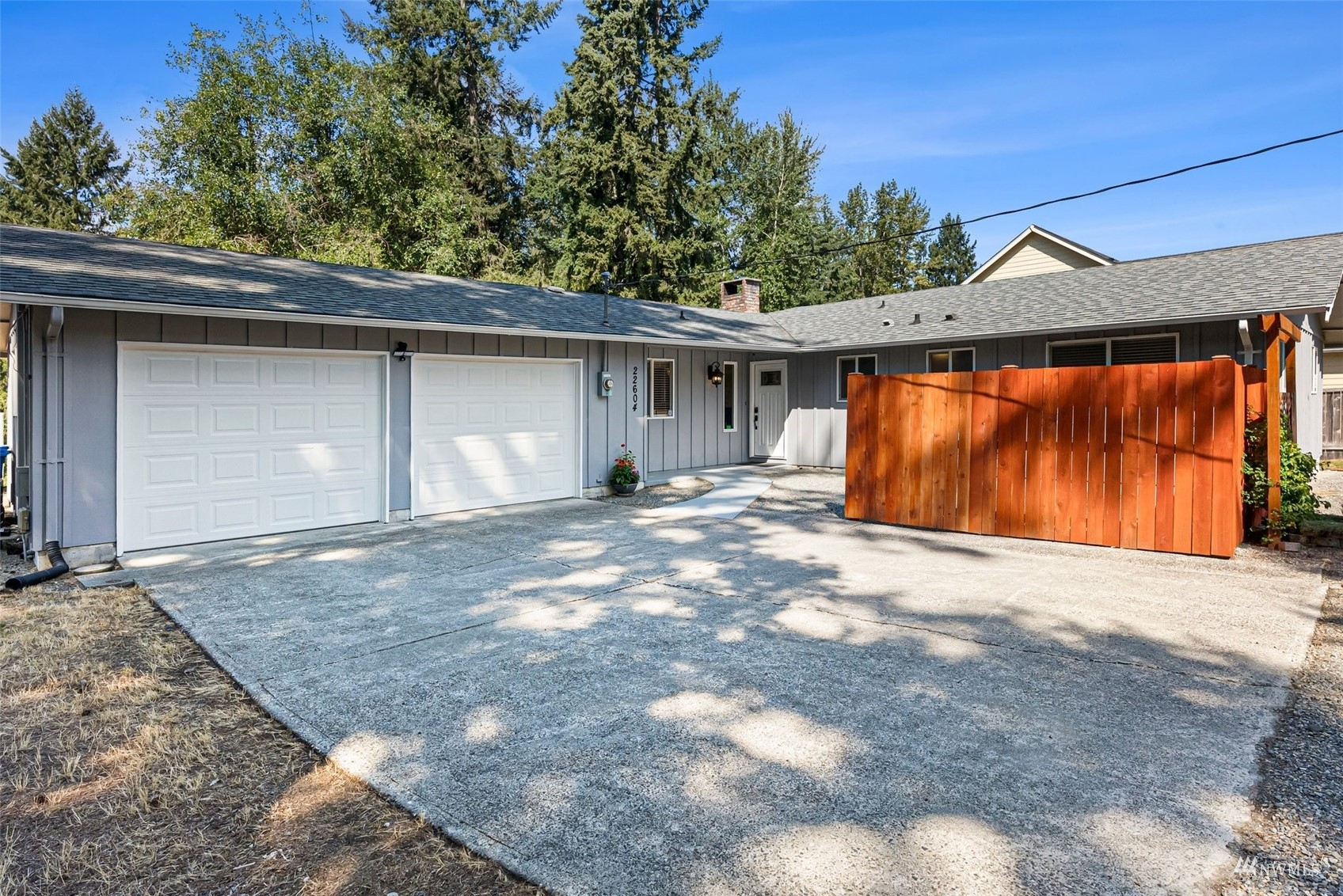 Property Photo:  22604 58th Avenue E  WA 98387 