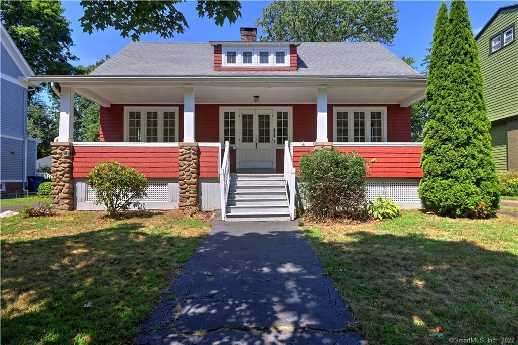 Property Photo: 140 Alden Avenue CT 06515