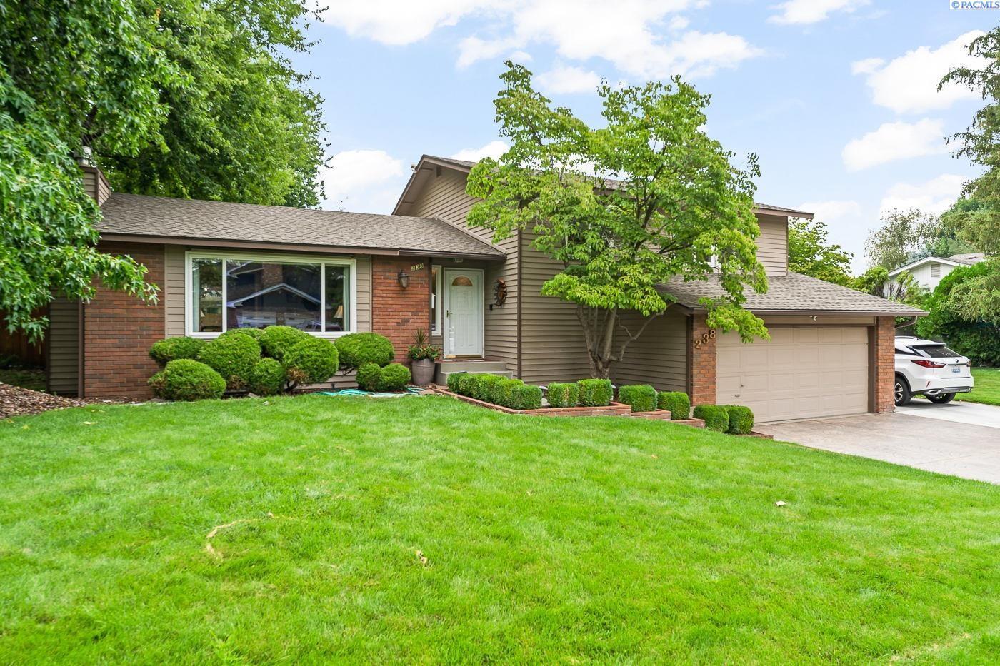 Property Photo: 238 Somerset Street WA 99354