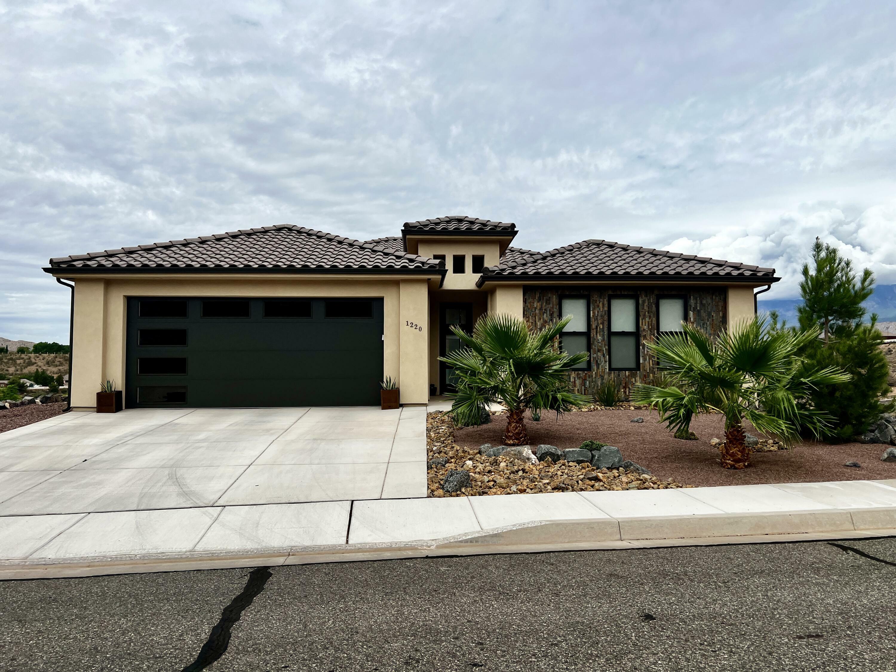 Property Photo:  1220 S Crater Lake Way  UT 84774 