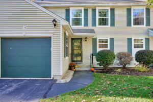 Property Photo: 13 Greenwich Way 42 ME 04043