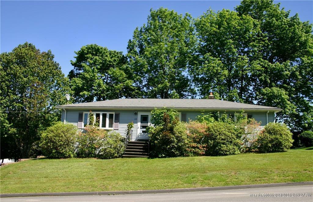 Property Photo: 29 Jeannette Avenue ME 04240