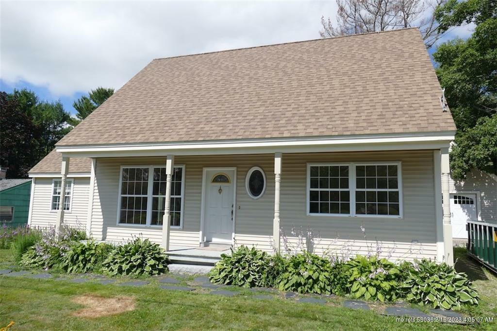 Property Photo:  20 Bayview Avenue  ME 04416 