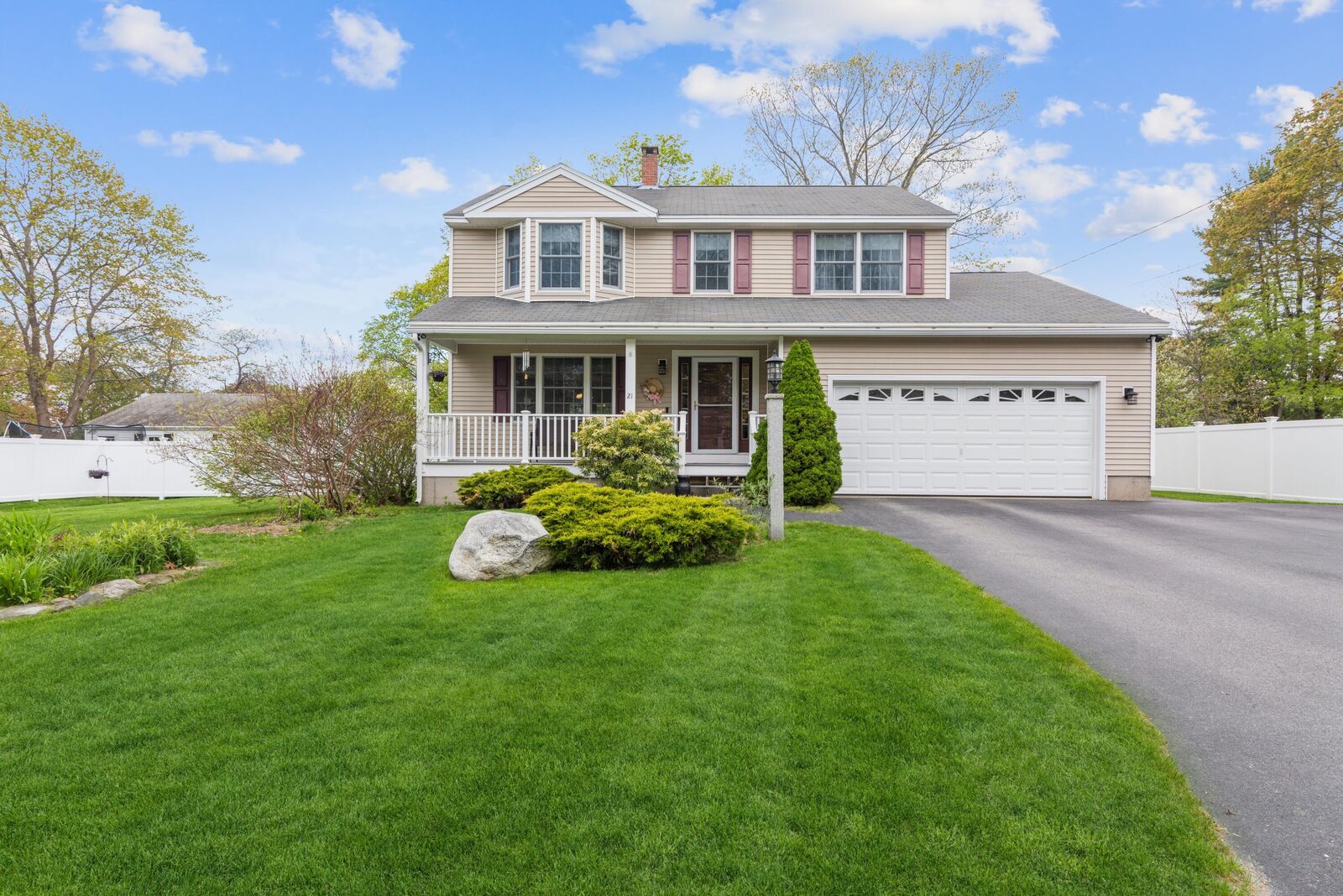 Property Photo:  21 Fairfield Road  ME 04074 