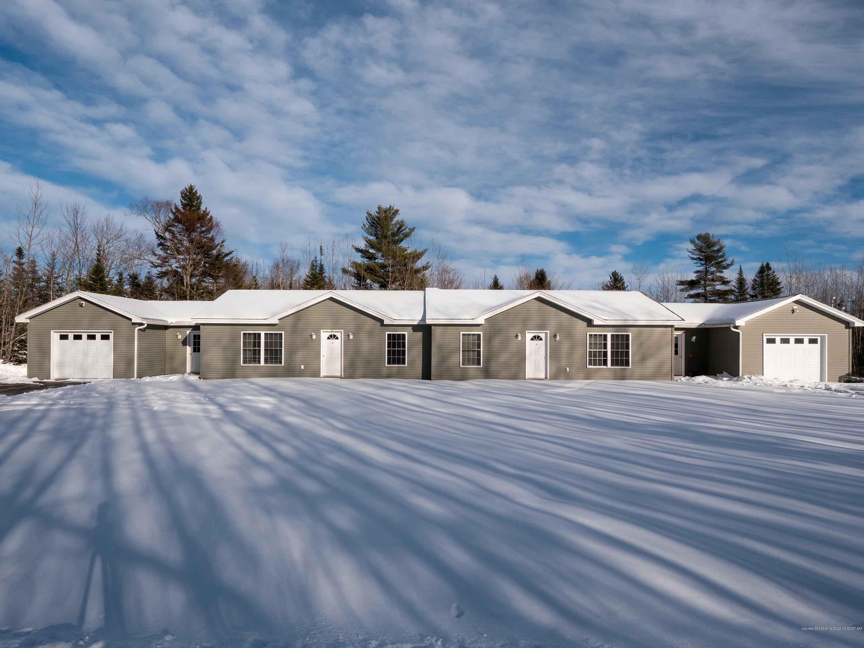 Property Photo:  33 Seaveys Road  ME 04605 