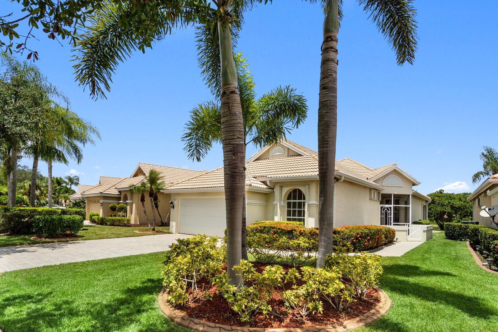 Property Photo:  417 SW Horseshoe Bay  FL 34986 