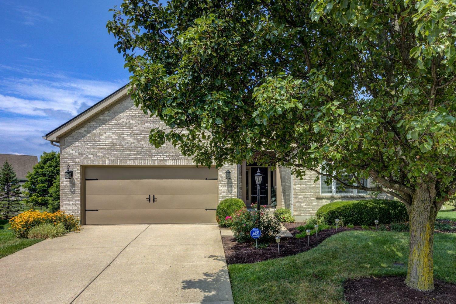 Property Photo: 8099 Jeannes Creek Ln OH 45069