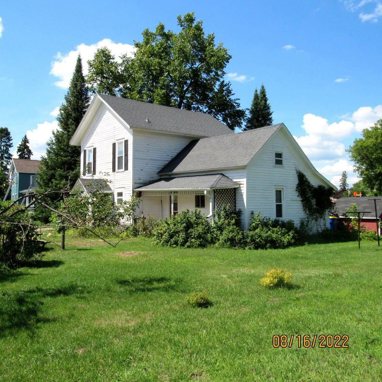 Property Photo:  2000 Logan Avenue  WI 54452 