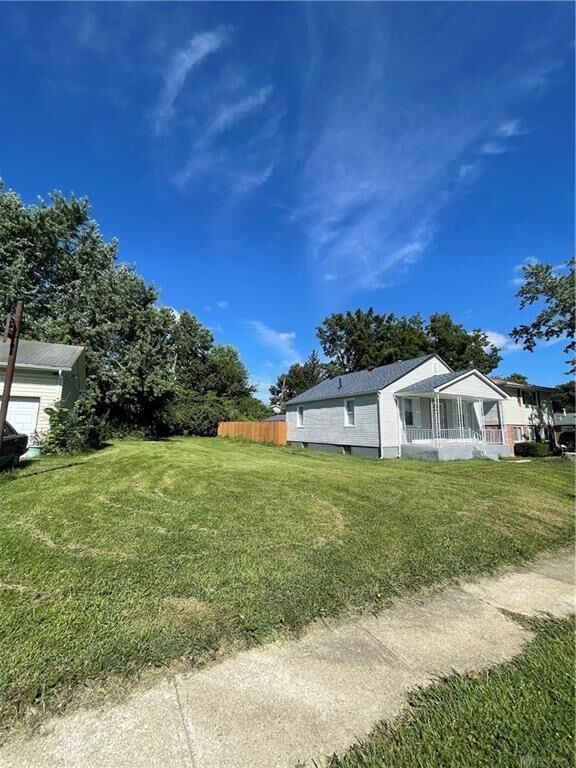 Property Photo: 1215 Dennison Avenue OH 45417