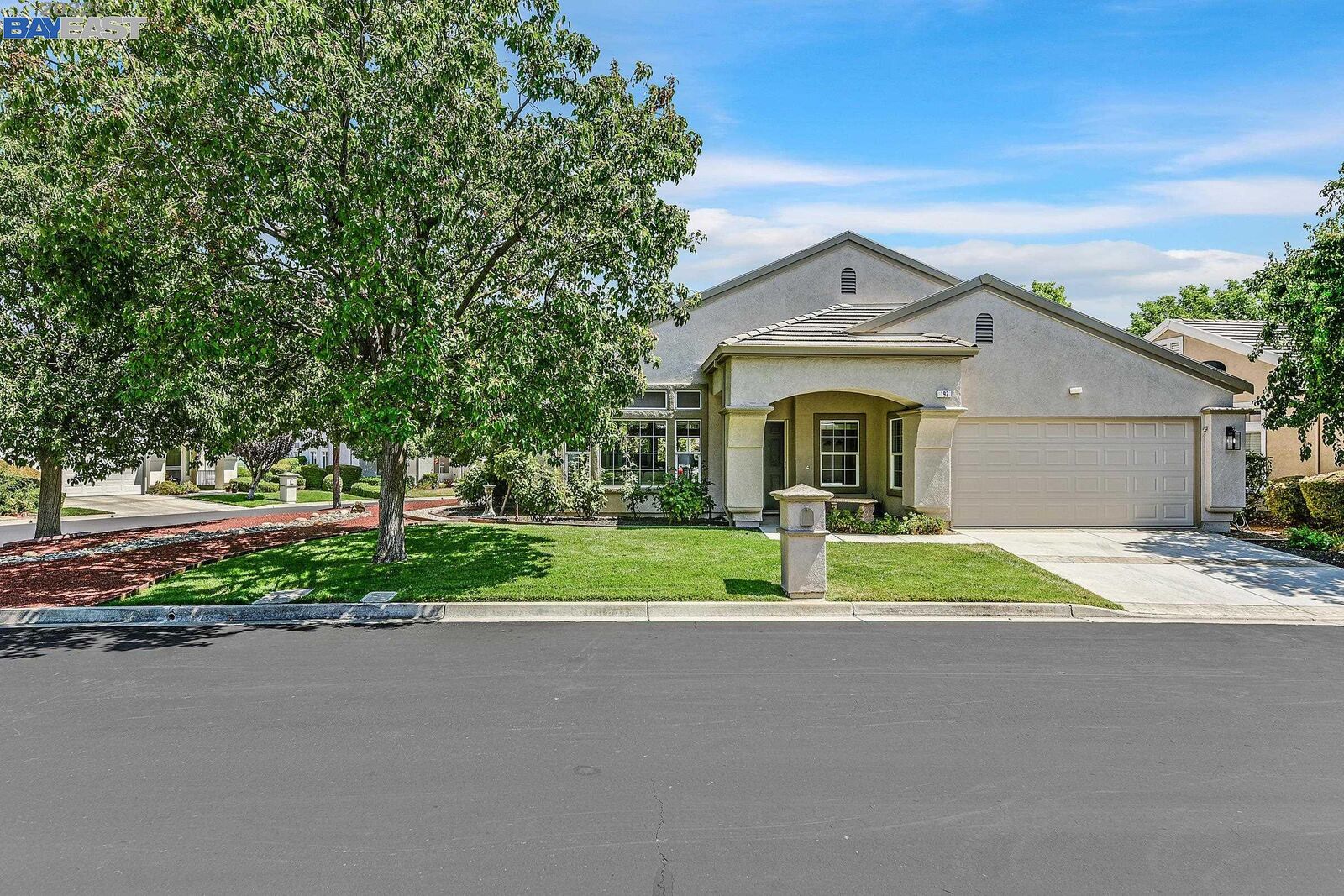 Property Photo:  192 Honeygold Ln  CA 94513 