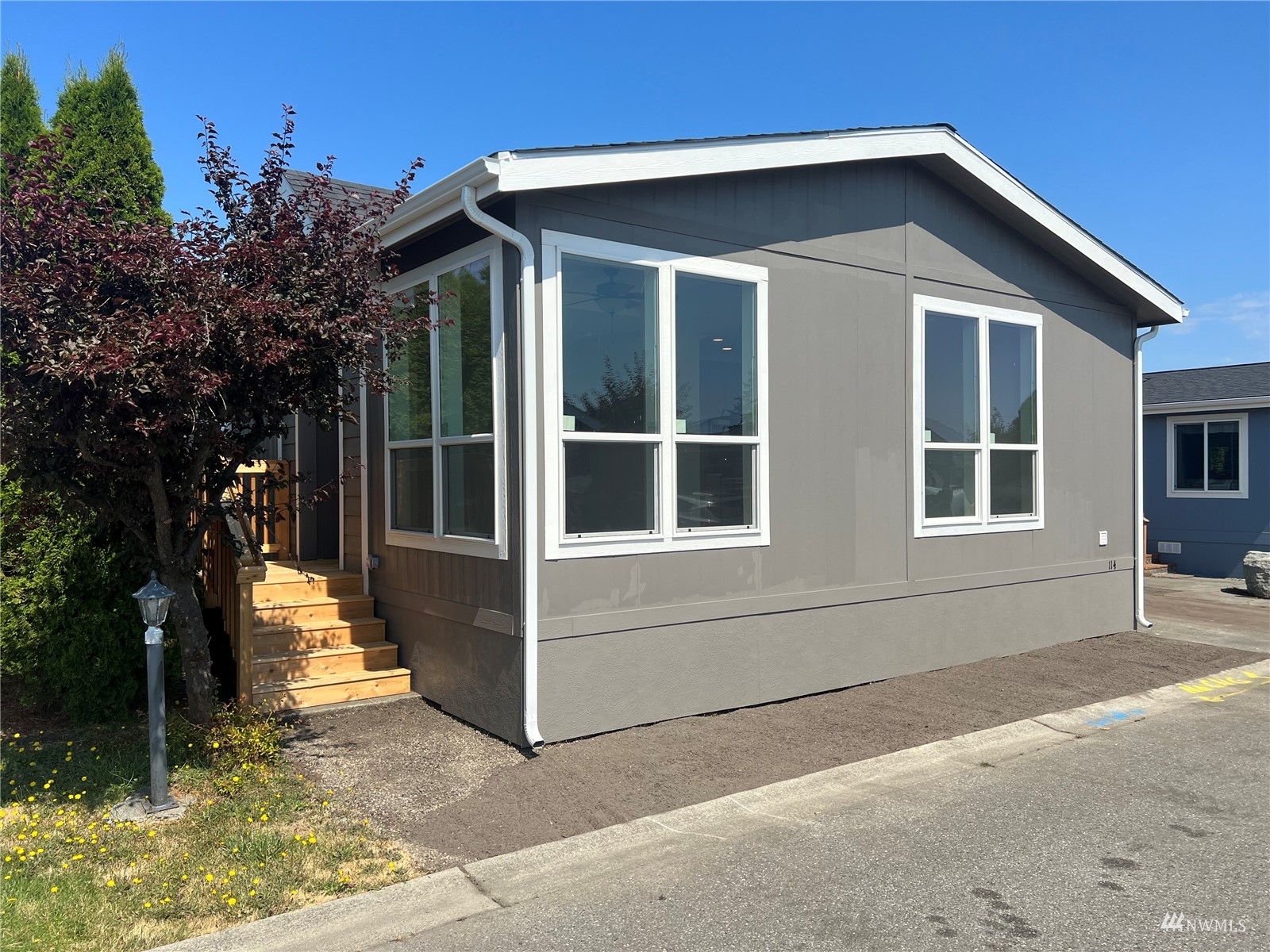 Property Photo:  225 NE Ernst Street 114  WA 98277 