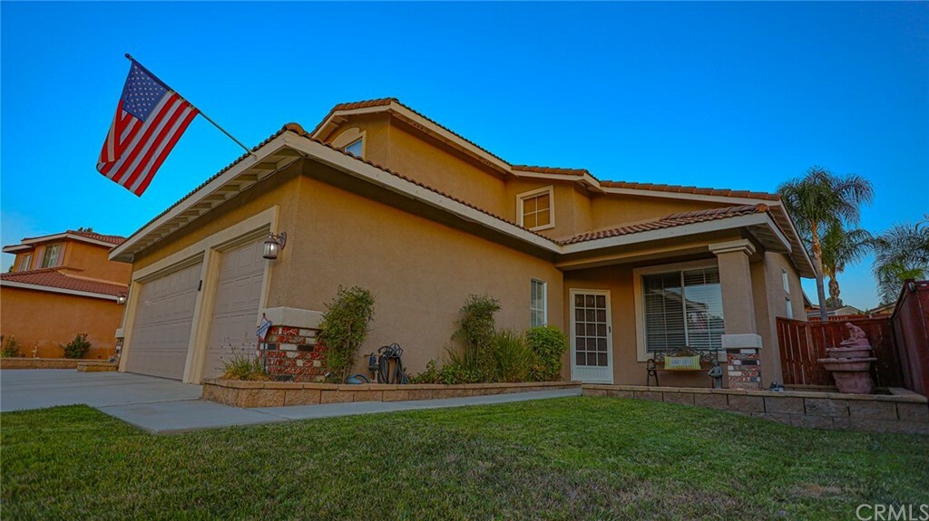 Property Photo: 9429 Lapis Court CA 92883