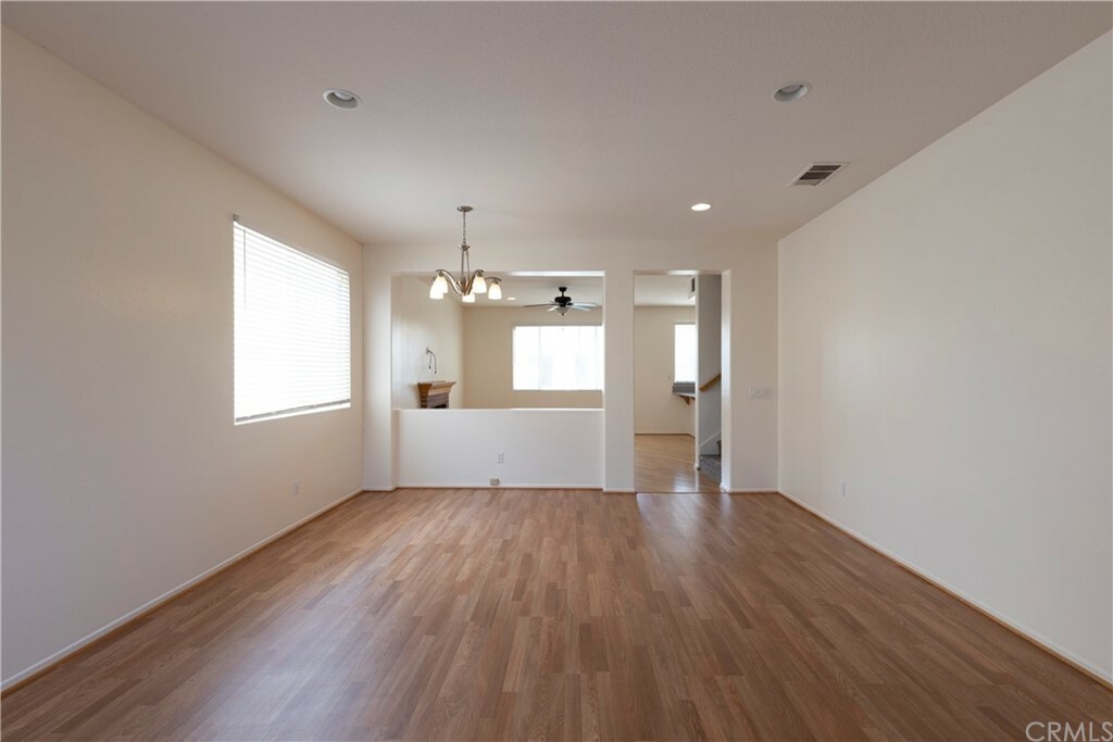 Property Photo:  12 Monument Place  CA 92602 