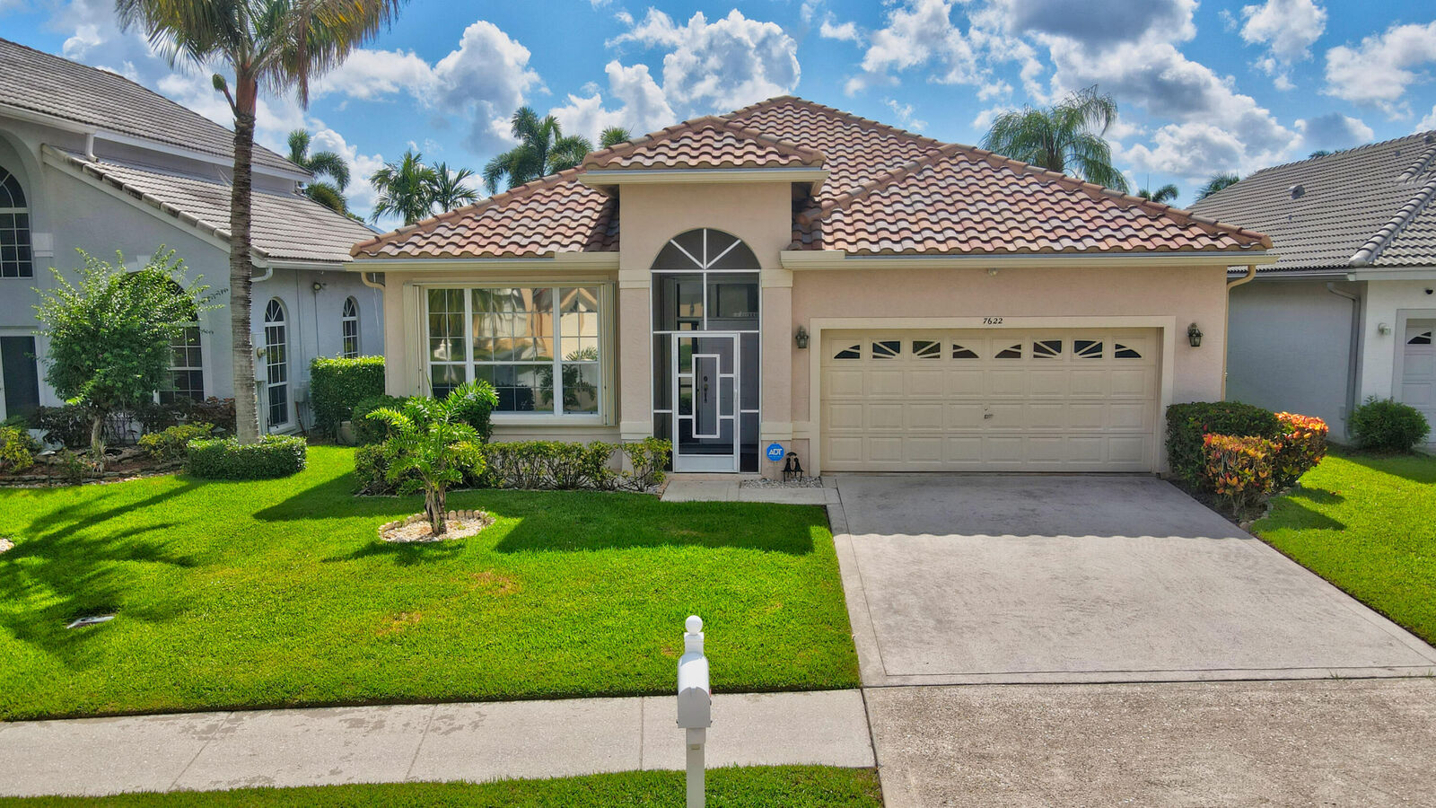 Property Photo:  7622 Santee Terrace  FL 33467 
