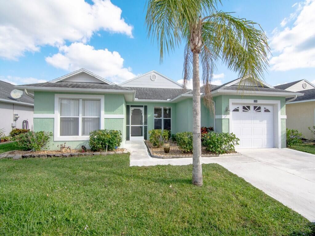 Property Photo: 6700 Tulipan FL 34951