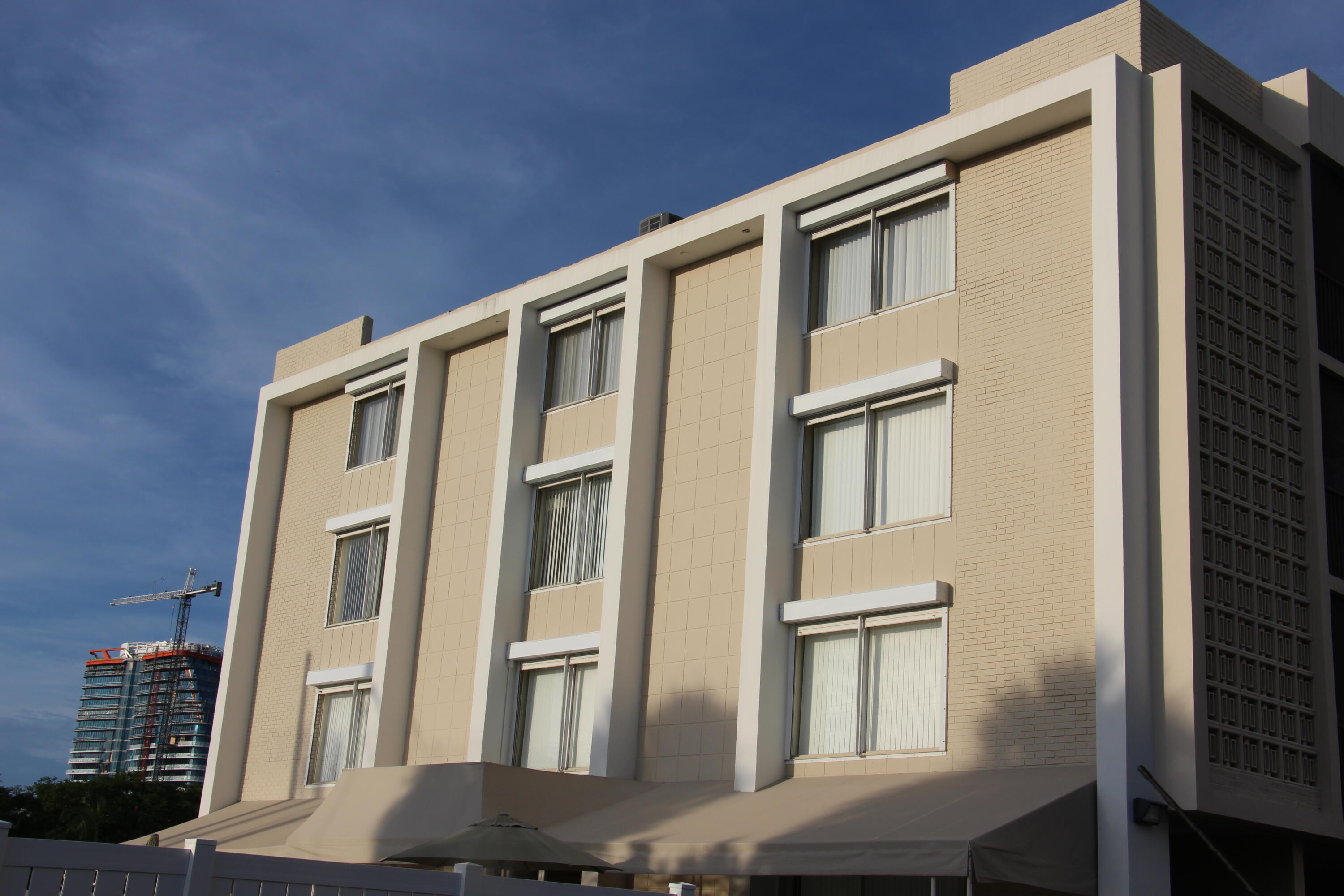 Property Photo: 1601 S Flagler Drive 1070 FL 33401