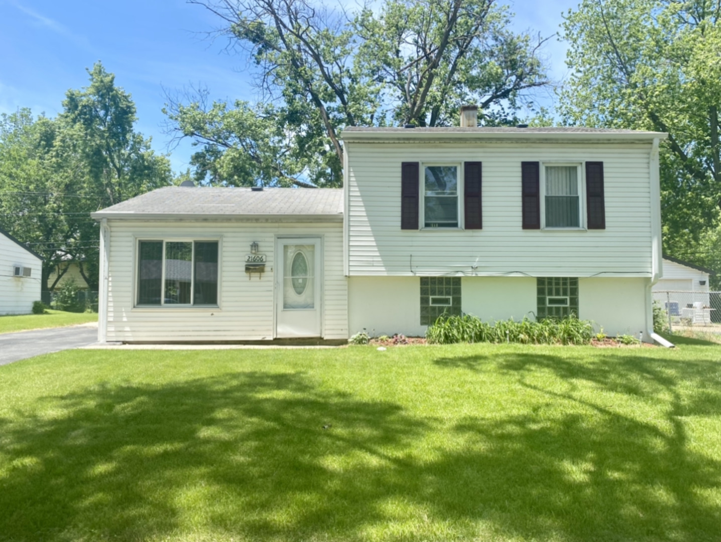 Property Photo:  21606 Olivia Avenue  IL 60411 