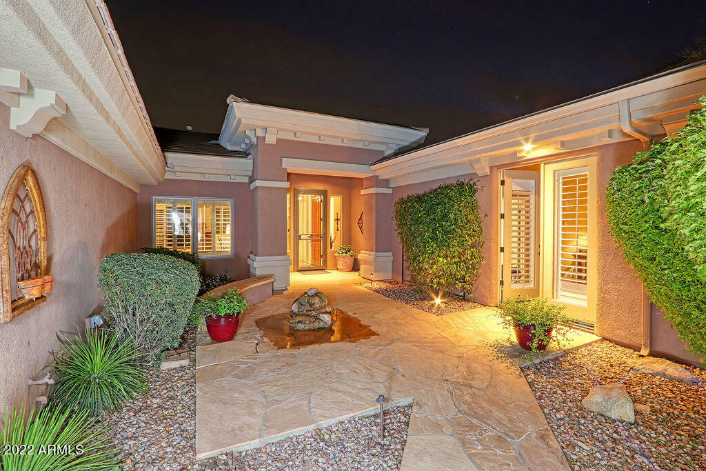 Property Photo: 41713 N Iron Horse Drive AZ 85086
