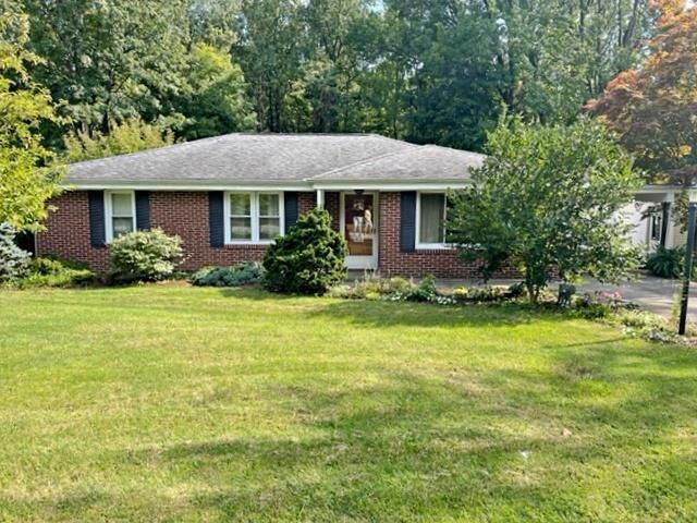 Property Photo:  28 Douglas Drive  IN 47501 