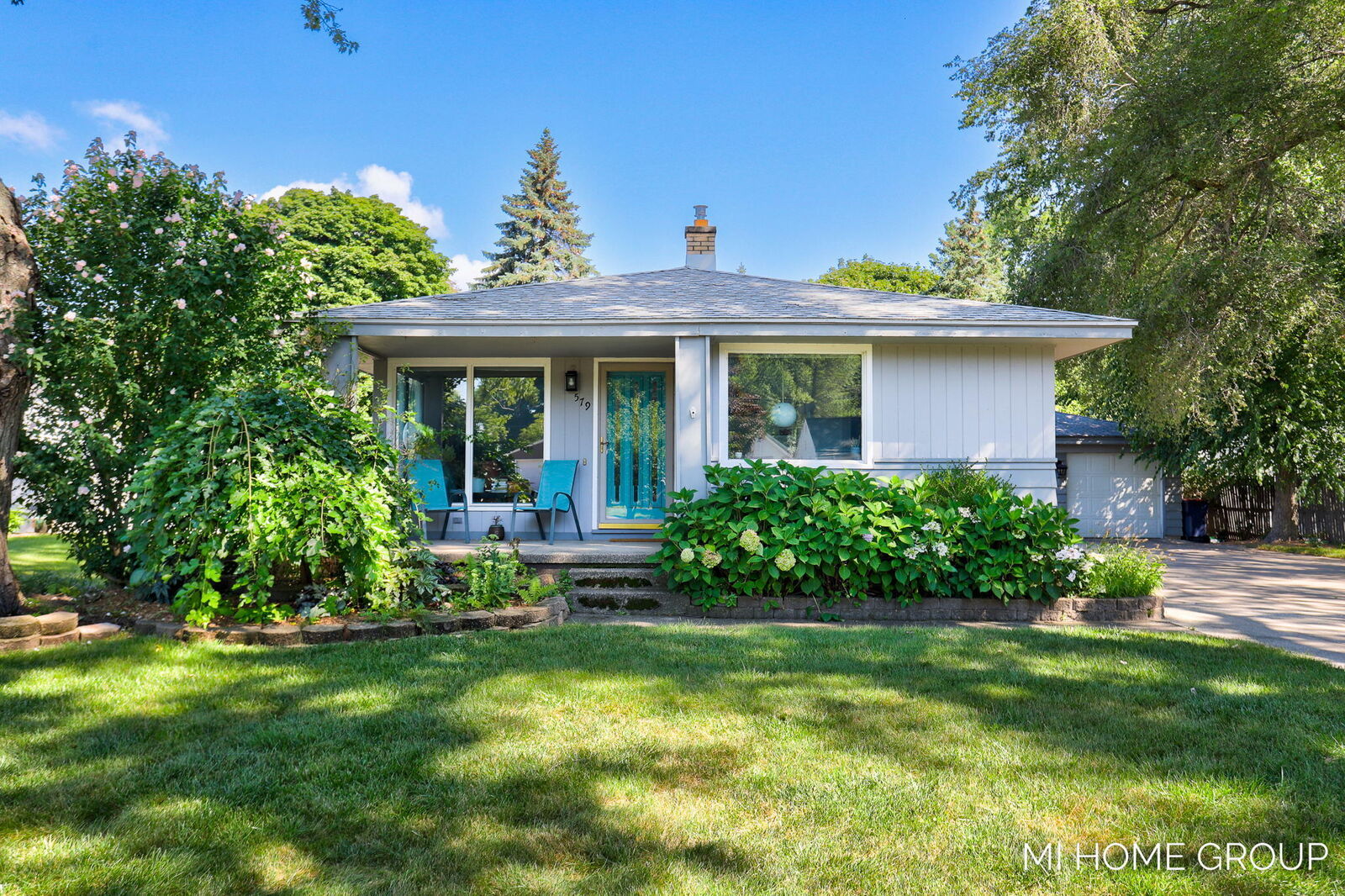 Property Photo:  579 W 22nd Street  MI 49423 