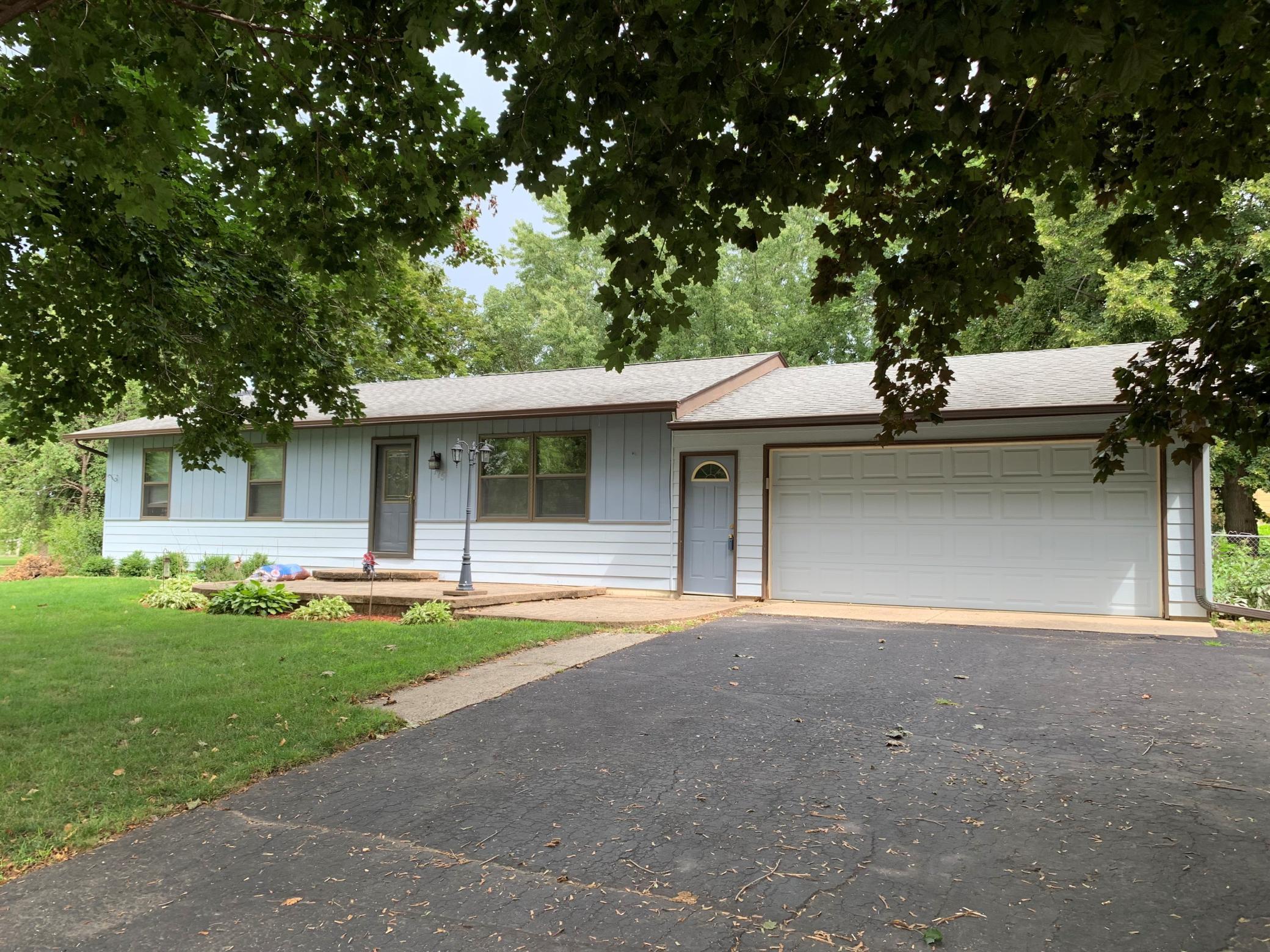 Property Photo: 775 Lathrop Drive MN 55057