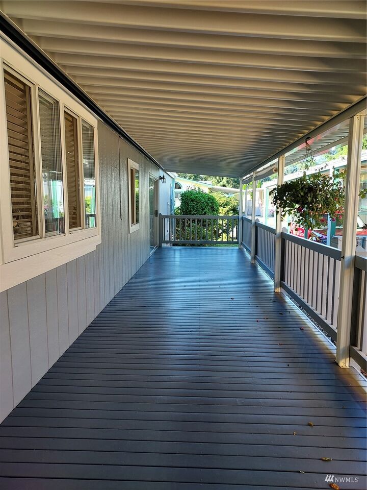 Property Photo: 8430 15th Place SE 38 WA 98258