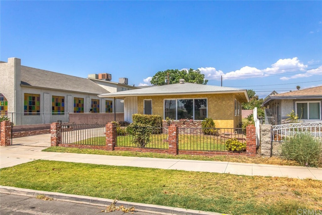 Property Photo:  151 E L Street  CA 92324 