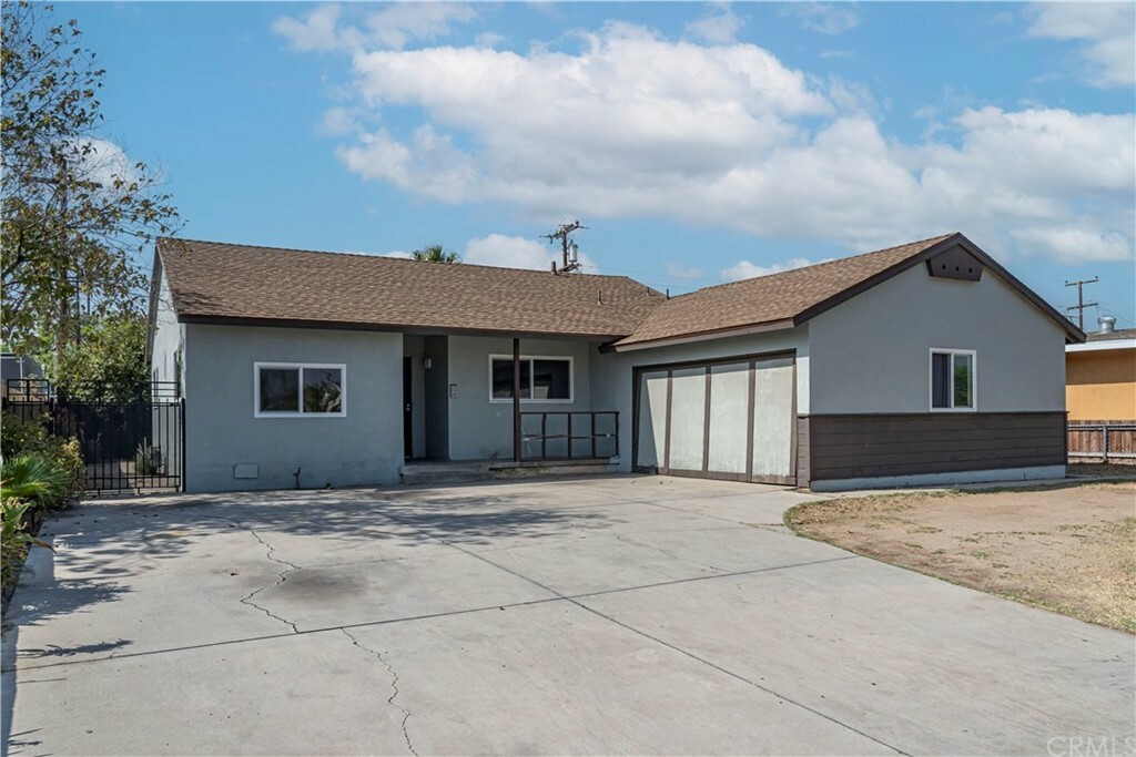 Property Photo:  651 E Merrill Avenue  CA 92376 