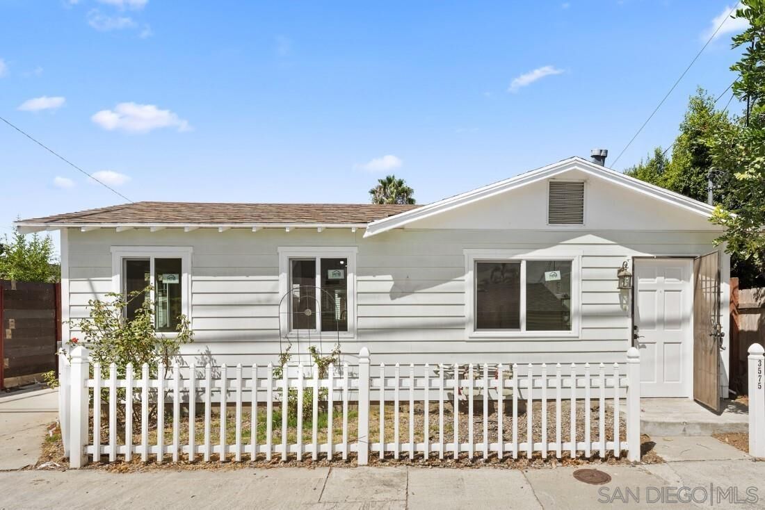 Property Photo: 3575 Bancroft St CA 92104