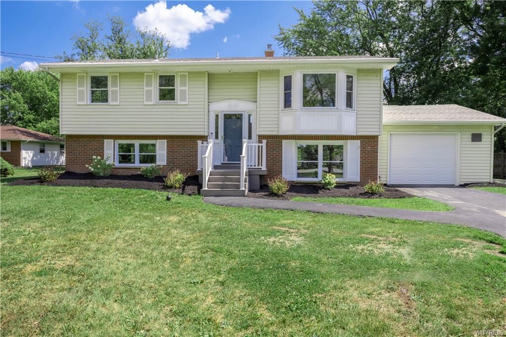 Property Photo:  3025 Stony Point Road  NY 14072 