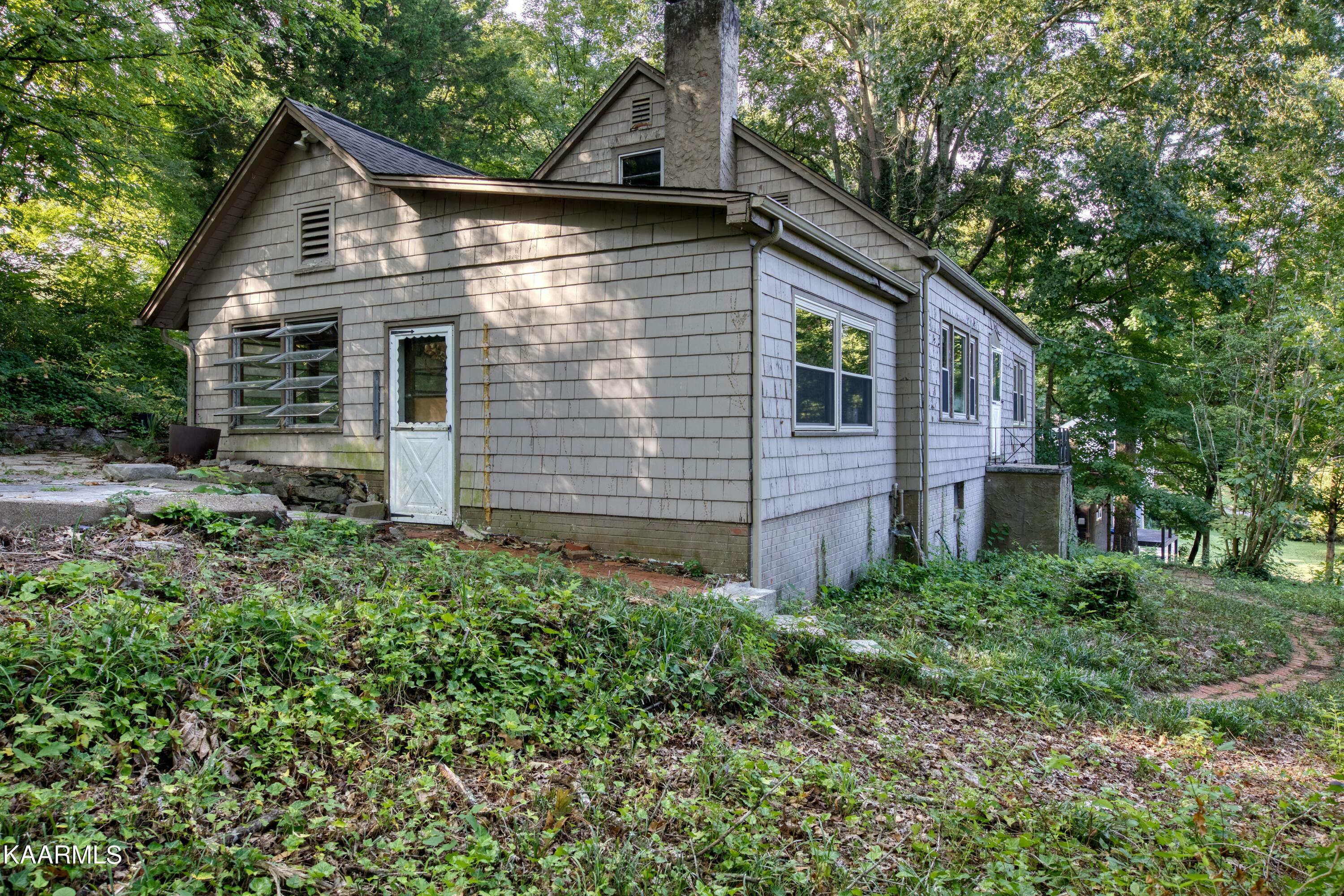 Property Photo: 508 Alandale Drive TN 37920