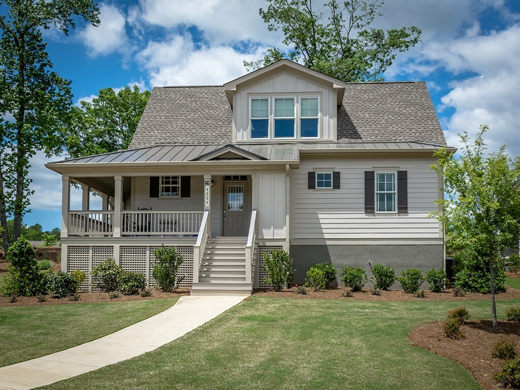 Property Photo: 1251 Landing Drive GA 30642