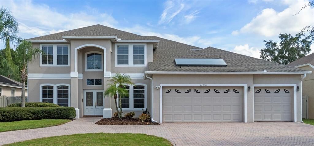 Property Photo:  14050 Sobrado Drive  FL 32837 