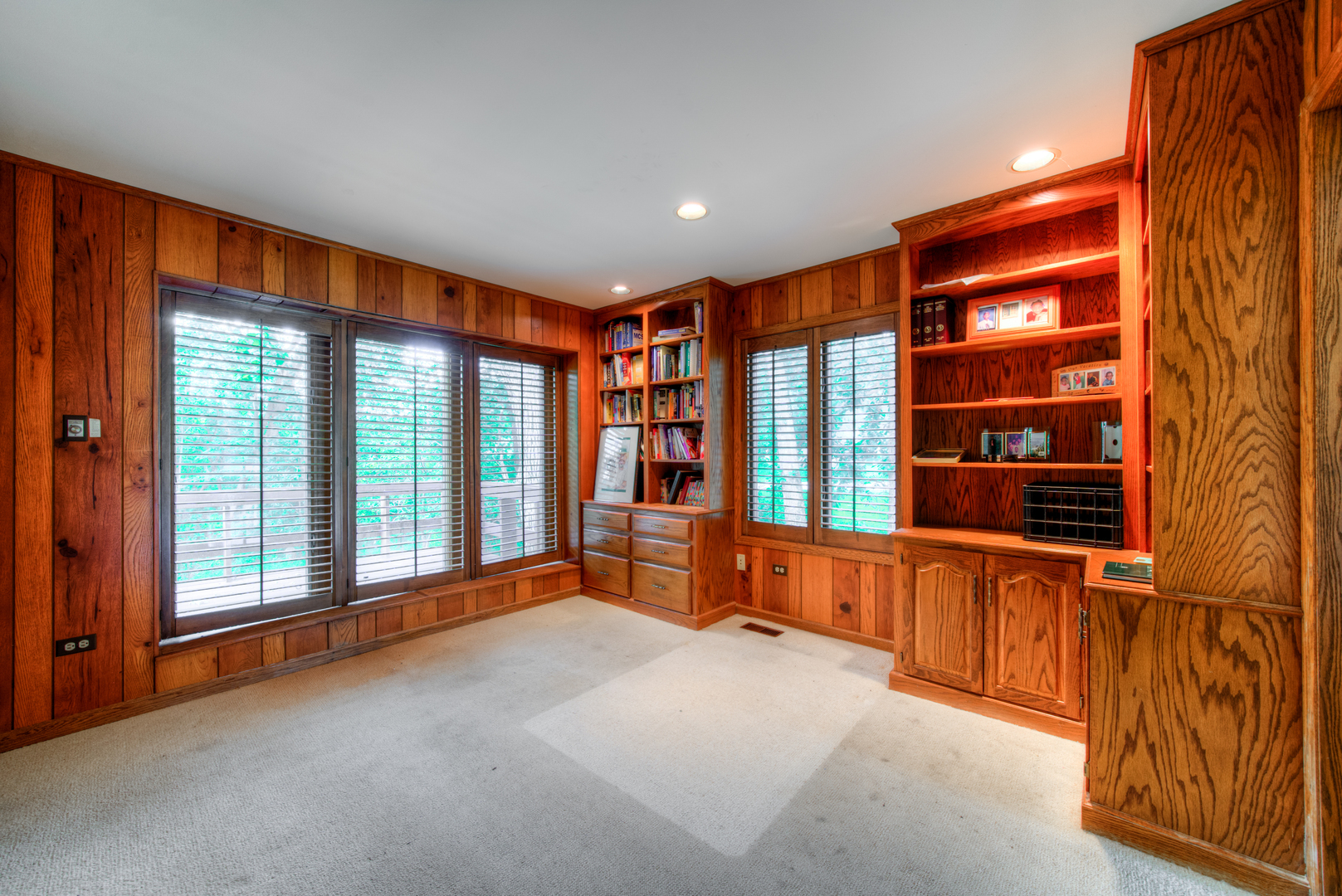 Property Photo: 38 Danube Way IL 60461