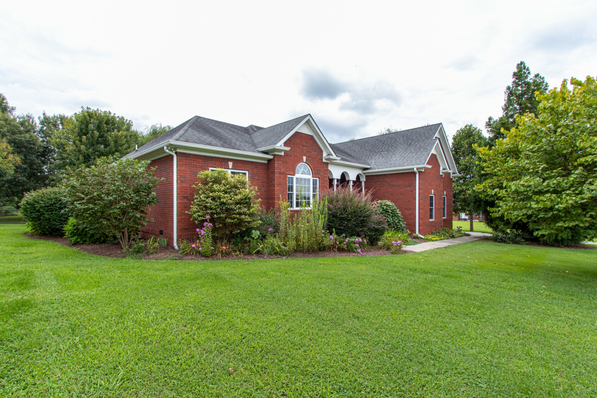 Property Photo:  322 Bryant Ln  TN 37360 