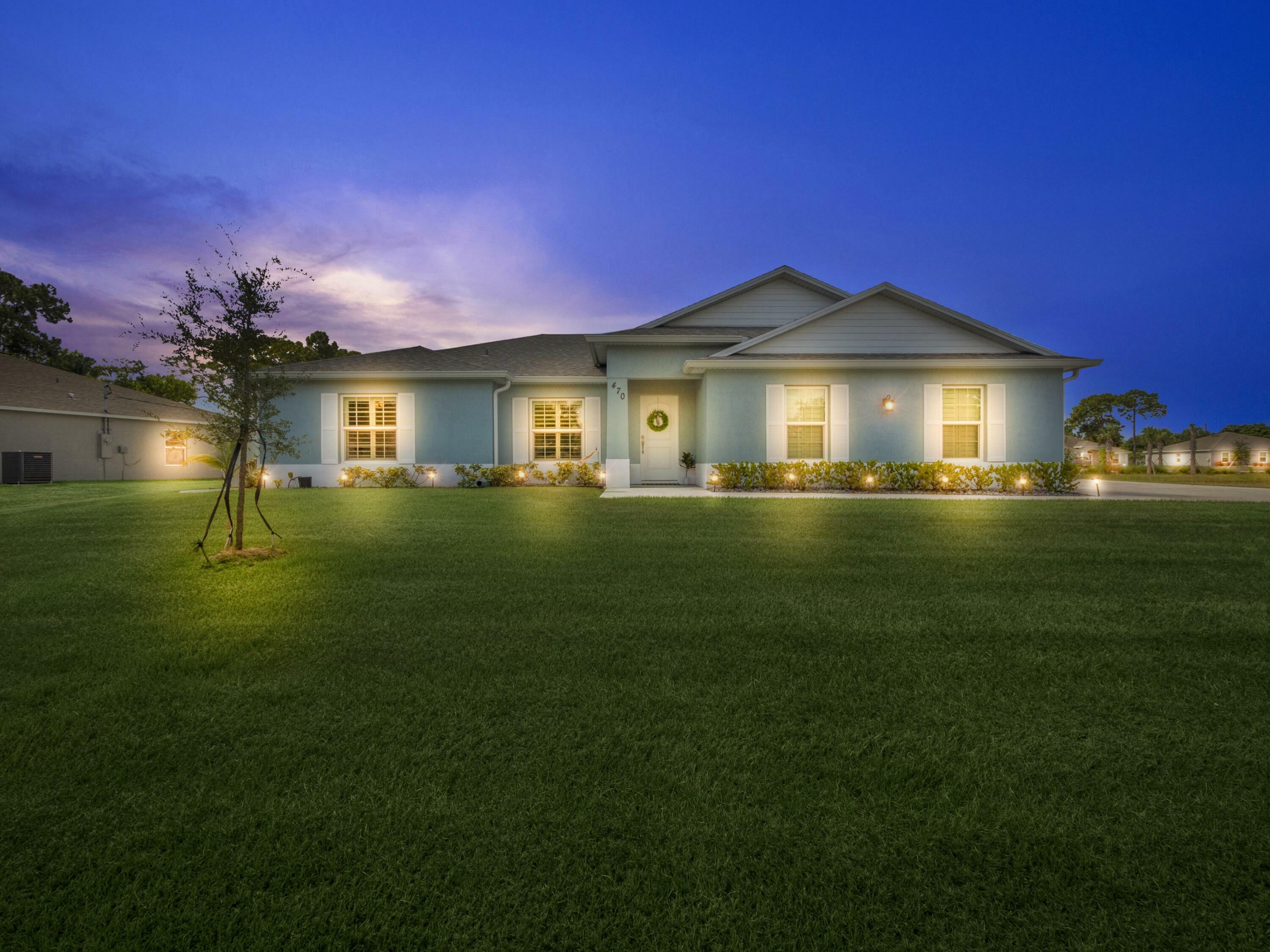 Property Photo:  470 NW Concord Drive  FL 34983 