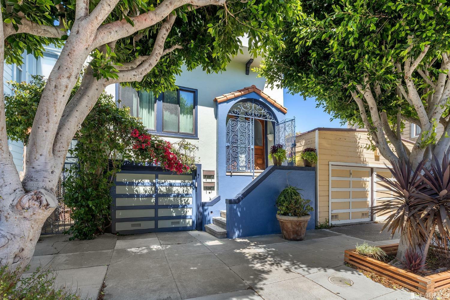 Property Photo:  112 28th Street  CA 94131 